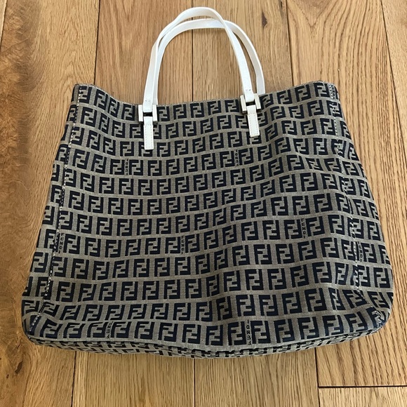 authentic FENDI vintage zucchino small canvas tote - Picture 6 of 7